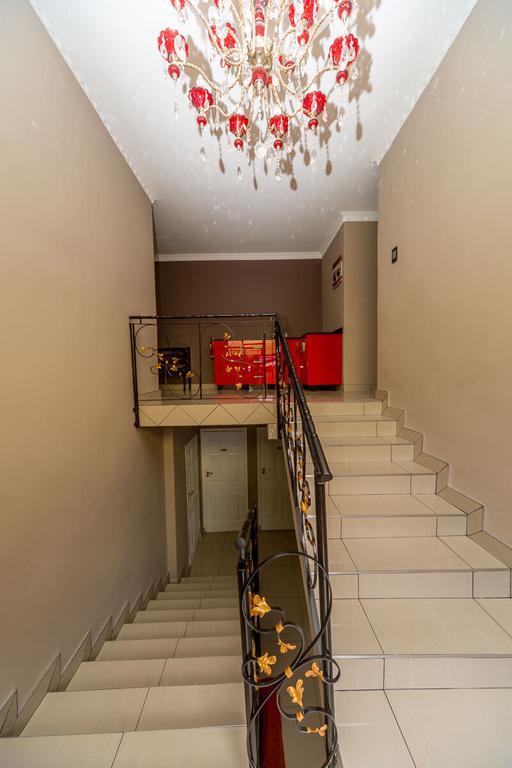 The Musafer Travel Lodge Pietermaritzburg Exterior photo